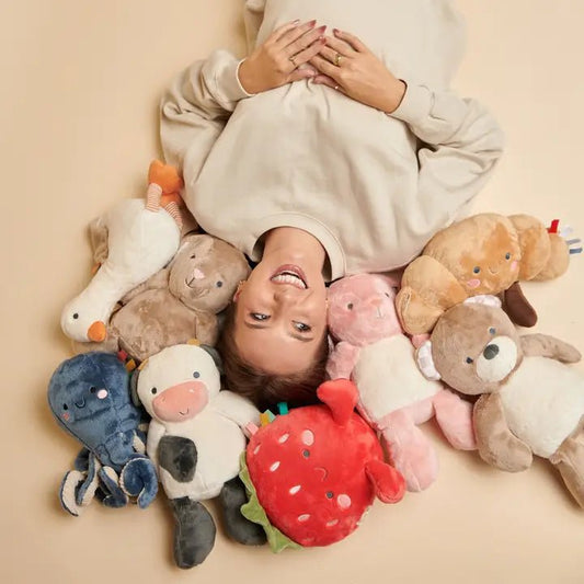 *New* Sweetie Snuggles™ Plush - Unshopables